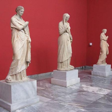 Jupiter Boutique Apartment Next To Athens Museum ภายนอก รูปภาพ