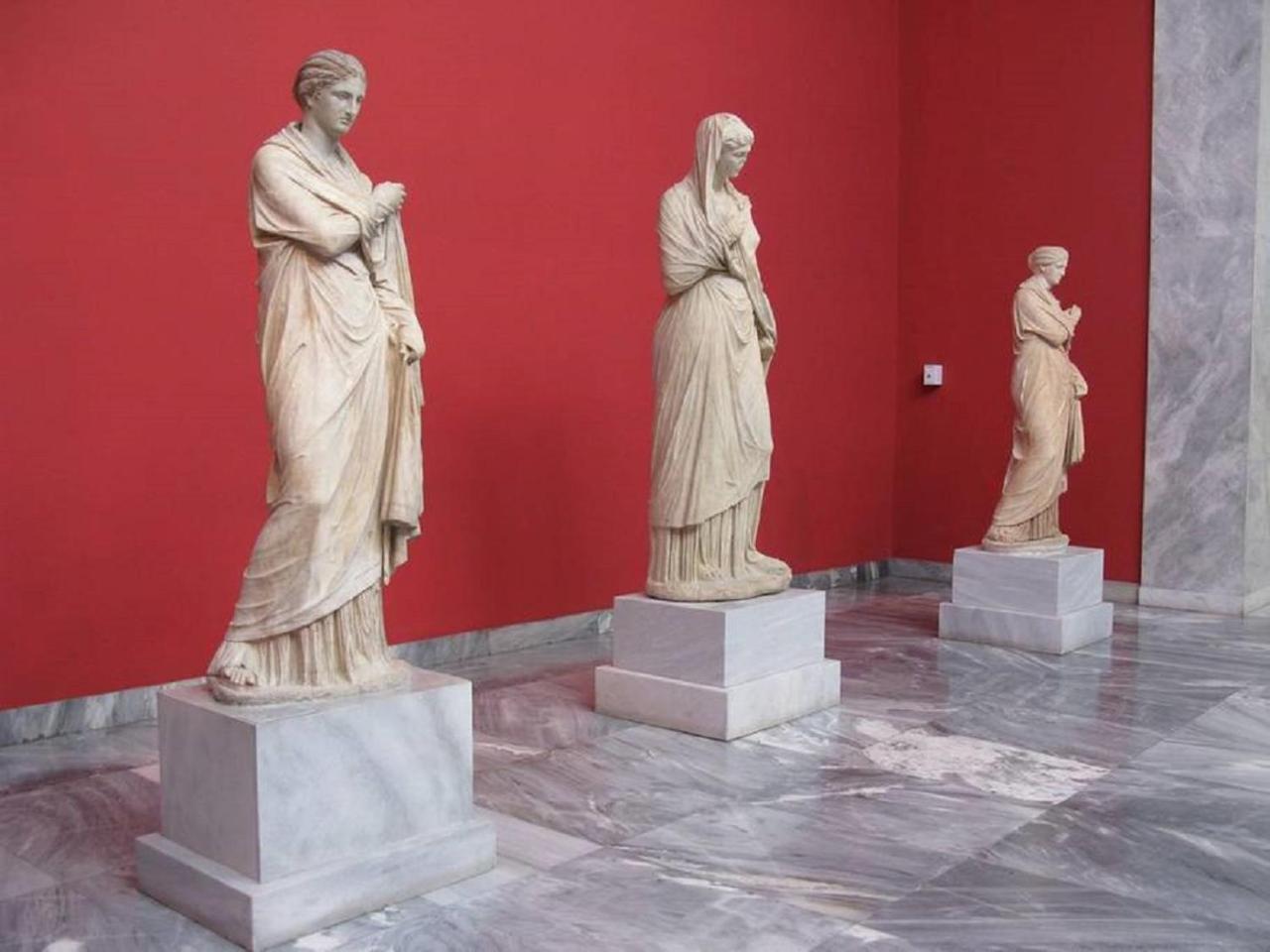Jupiter Boutique Apartment Next To Athens Museum ภายนอก รูปภาพ